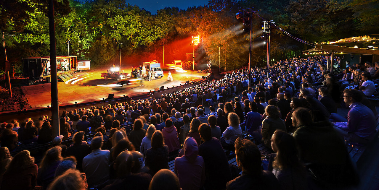 Amsterdamse Bostheater - ondersteund door regeling Ontwikkeling